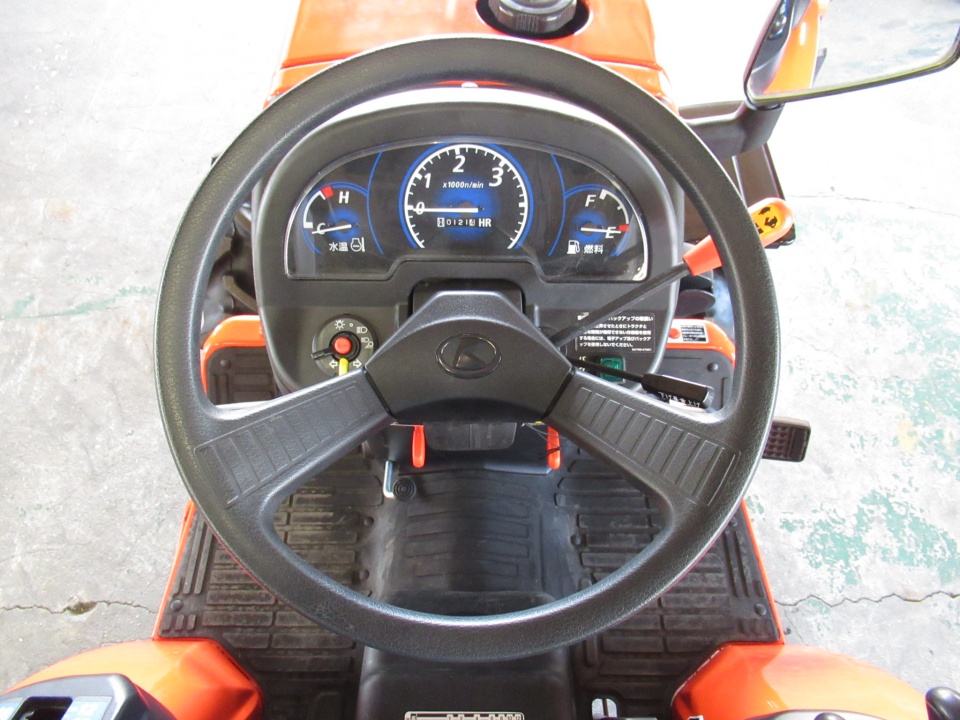 クボタ B21X 21馬力 121時間 | トラクター | 商品一覧 | 優良中古