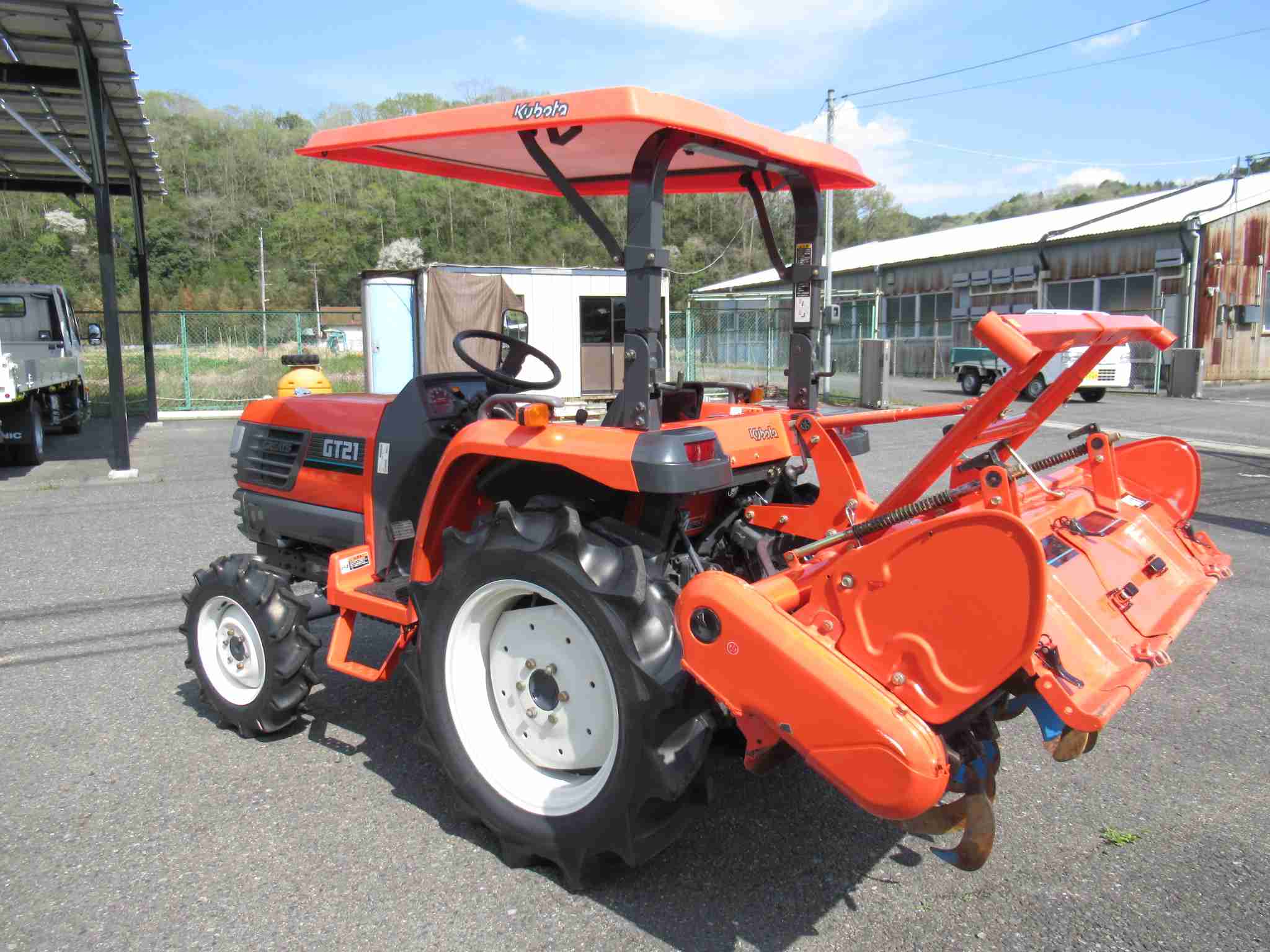 Kubota GT21 21馬力 644時間 | トラクター | 商品一覧 | 優良中古 