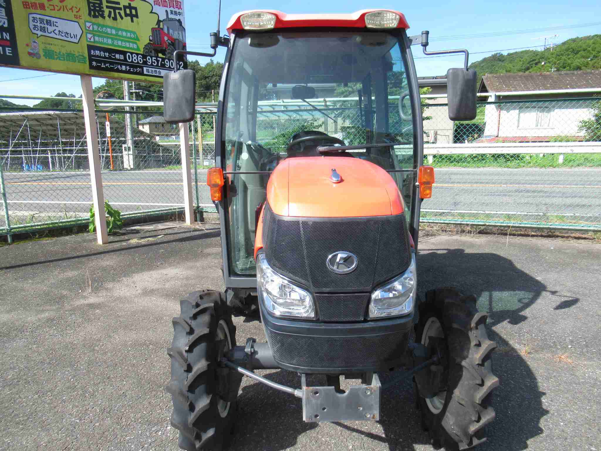 トラクター Kubota KL285 28馬力 キャビン付 1431時間