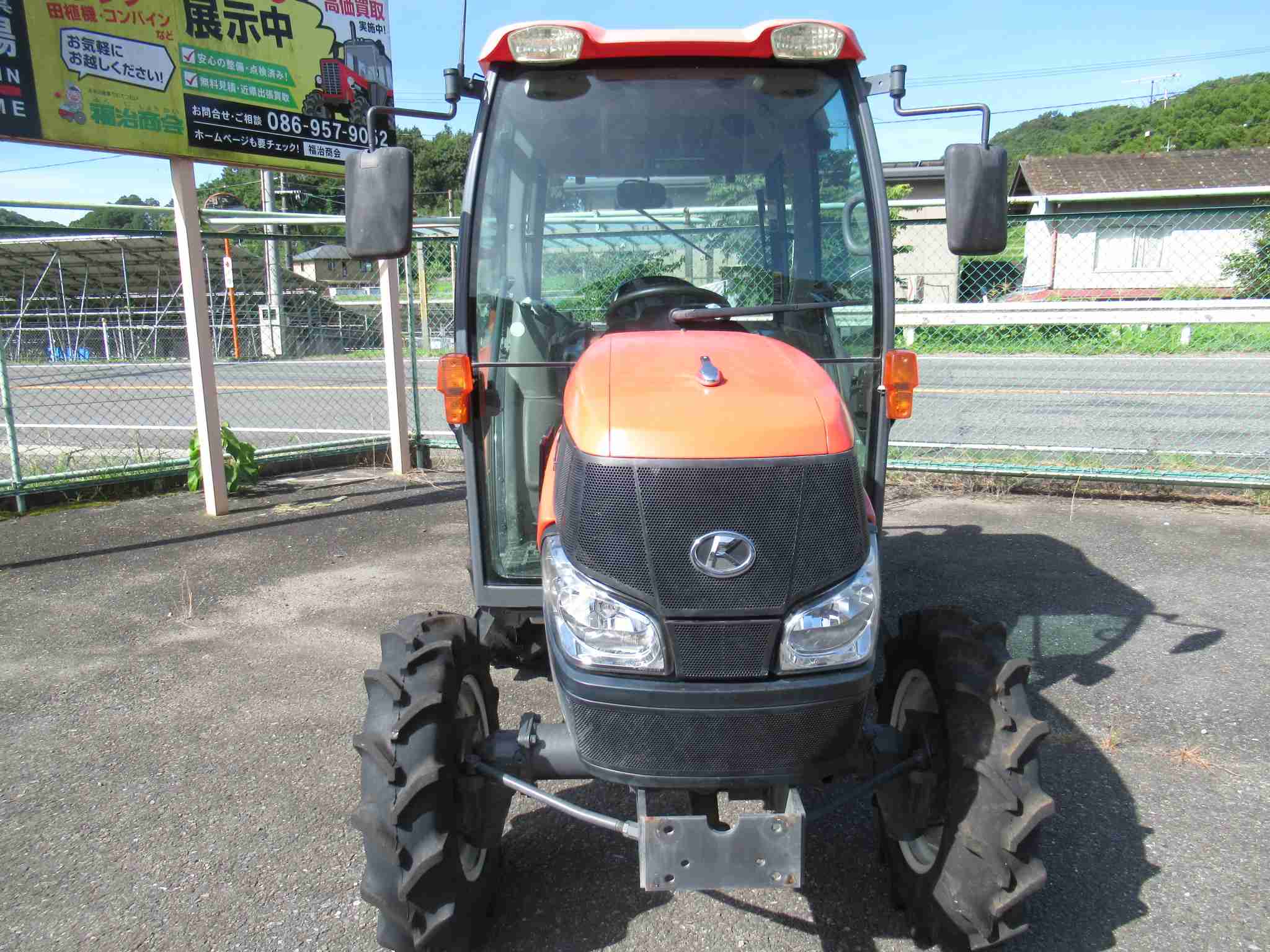 トラクター Kubota KL285 28馬力 キャビン付 1431時間 | トラクター | 商品一覧 | 優良中古農機具を買うなら福治商会！