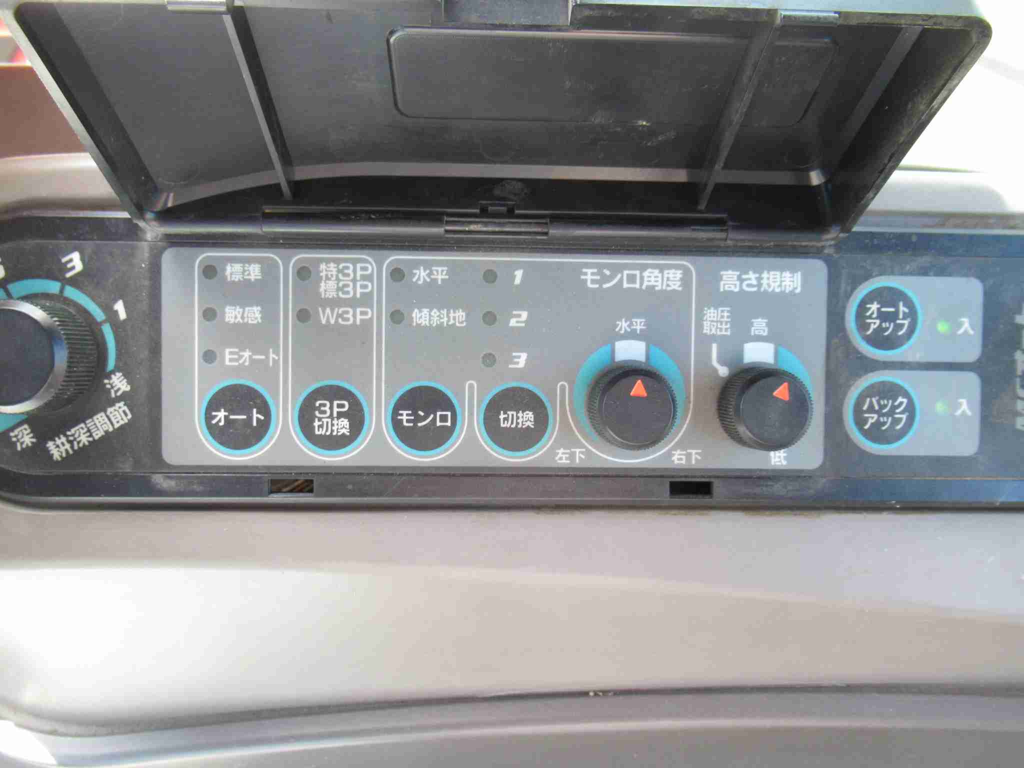 トラクター　Kubota　 KL285 　28馬力　キャビン付　1431時間の商品画像10