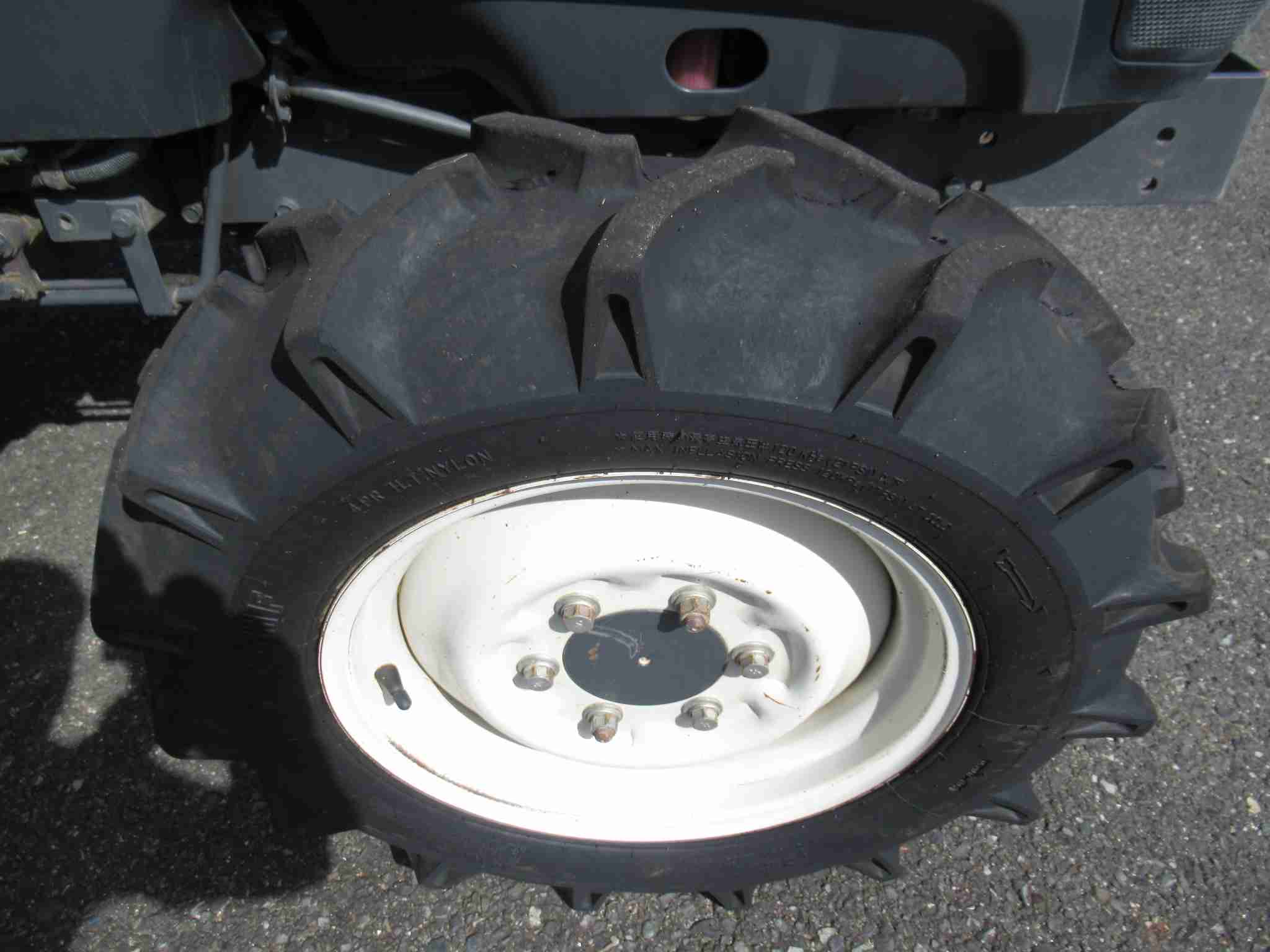 トラクター　Kubota　 KL285 　28馬力　キャビン付　1431時間の商品画像12